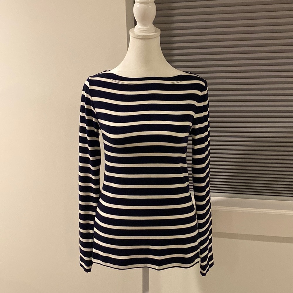Gap boatneck tshirt